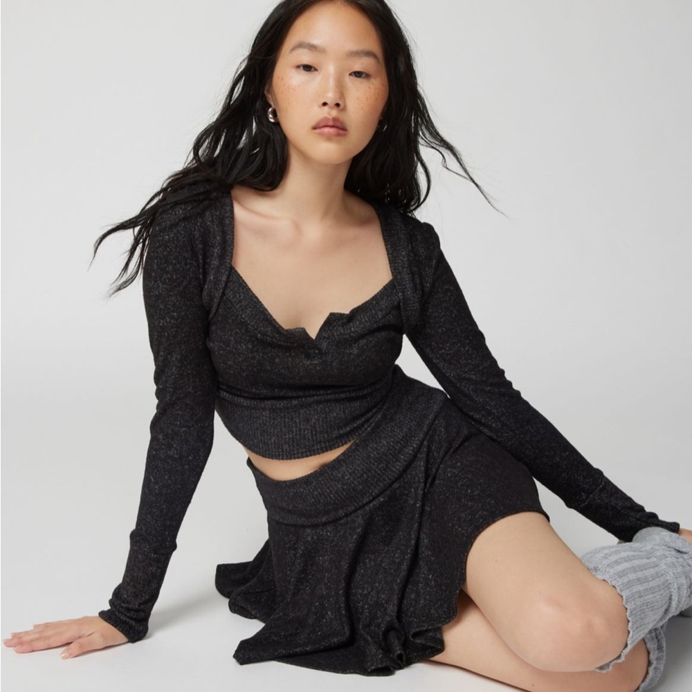 UO Out From‎ Under NWOT Tate Cozy Layered Top Black